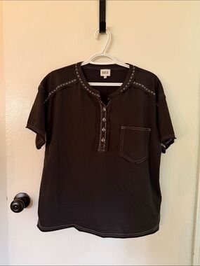 BKE Women’s Black Short-Sleeve Henley Shirt